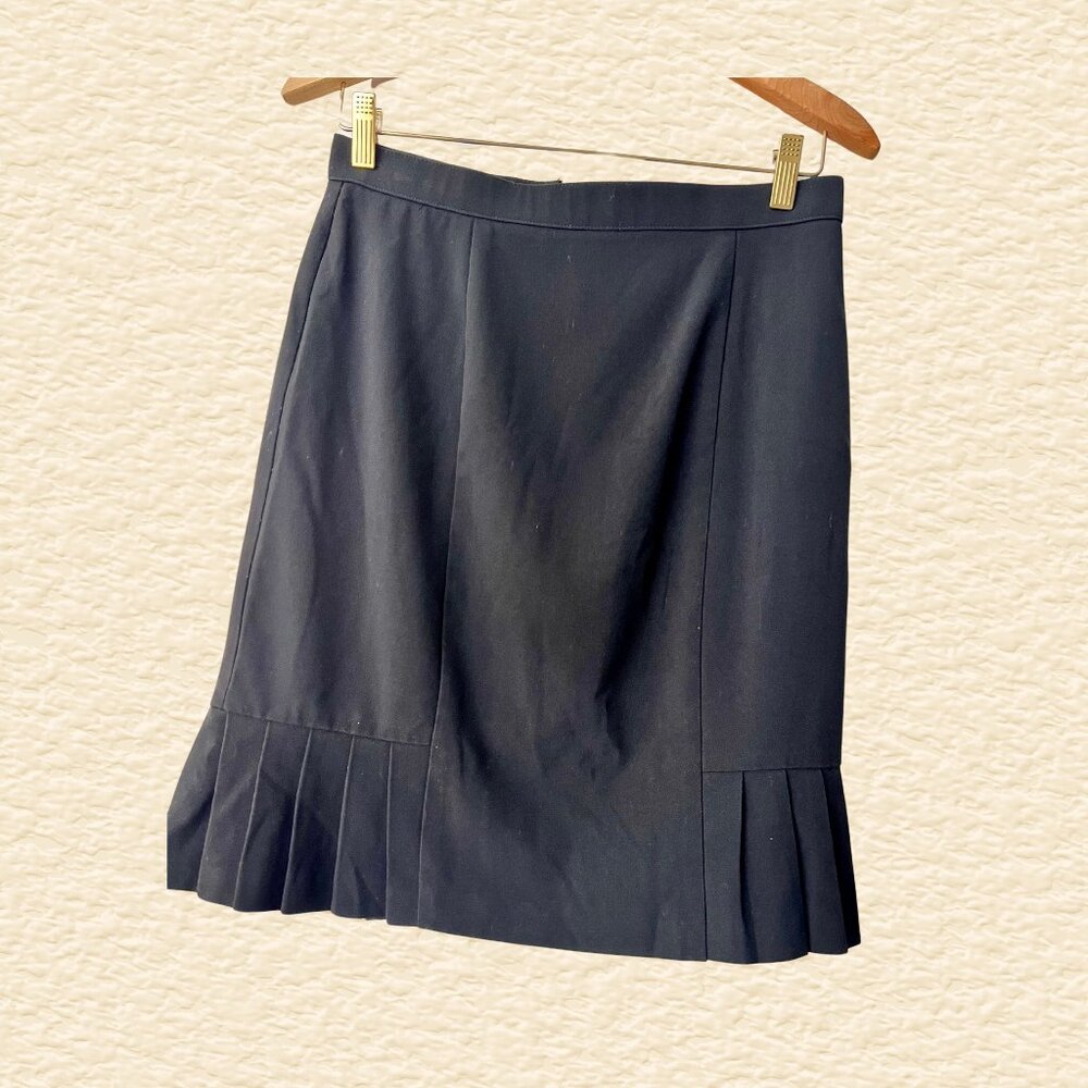 Dress Barn Black Pleated Skirt (Size 8)